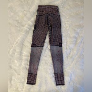 Amelia Rose Barefoot Leggings